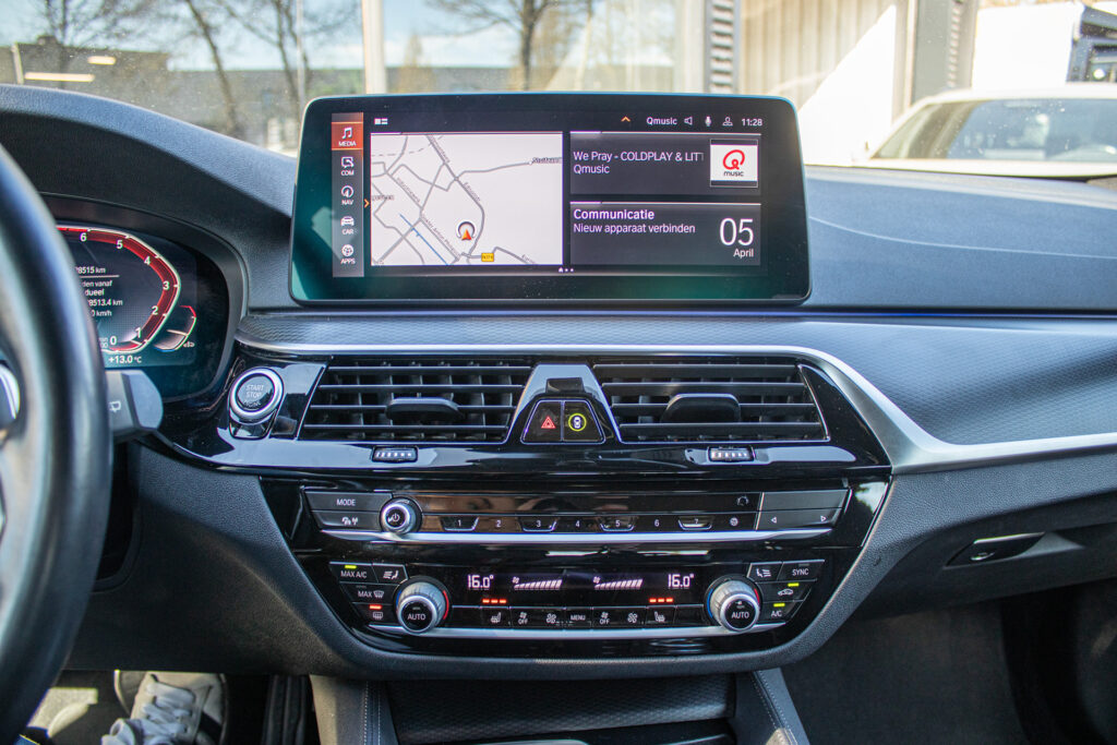 BMW 5 Serie 530i G31 Touring M Sport – Foto 24
